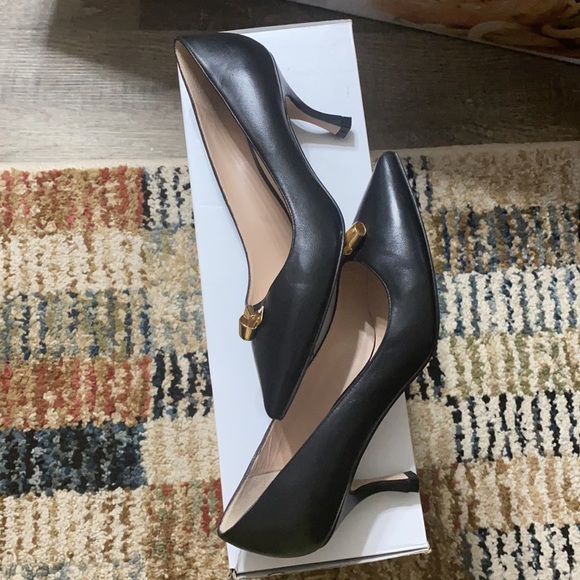 Stuart Weitzman Shoes - Stuart Weitzman Black Court Shoes 👠
